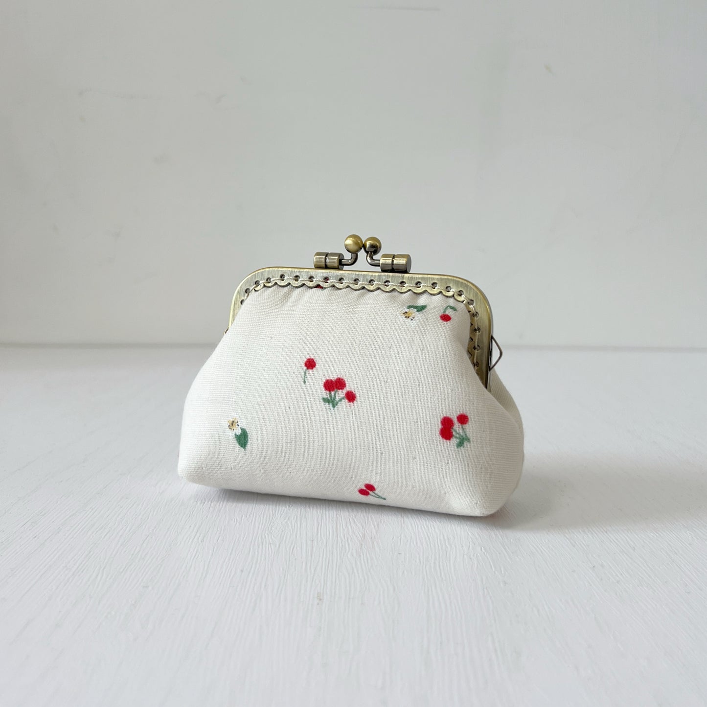 Simple Cherry - Handmade Fabric Kiss Lock Purse