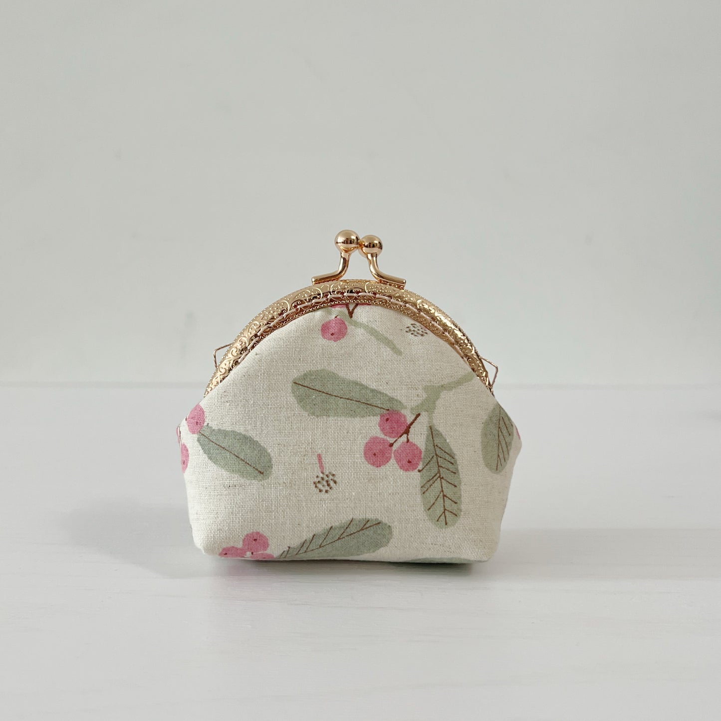 Handmade Lunette Kiss Lock Fabric Purse - Summer Pink Berries Linen