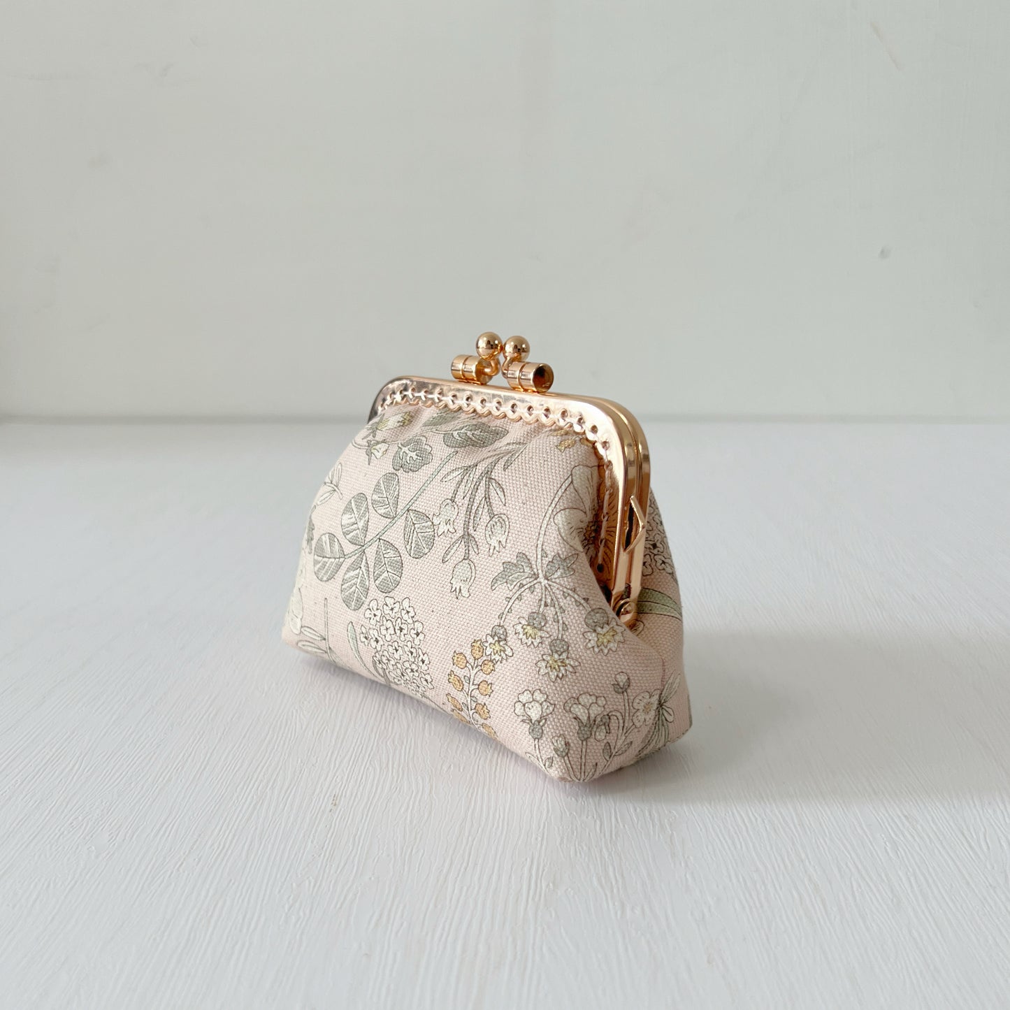 Soft Pink Vintage Garden - Handmade Fabric Kiss Lock Purse